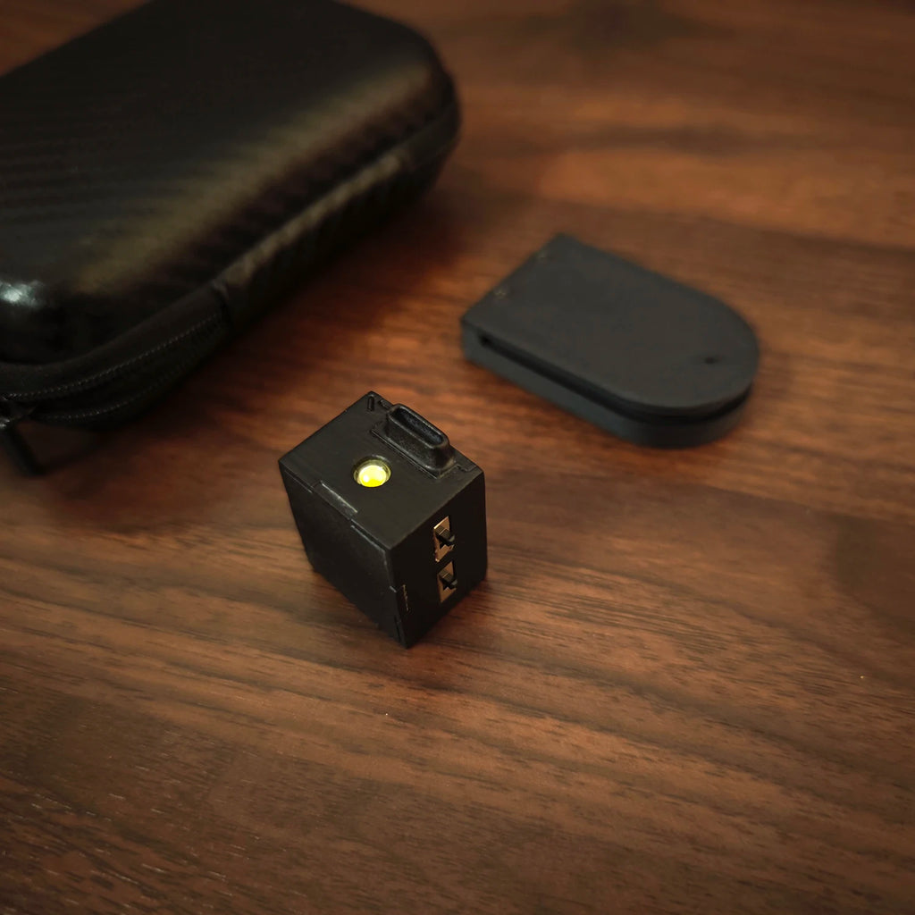 Smoke EGo (Mini) 2.0 Stage Magic Tricks Remote Control Smoke Device Chargeable Magia Flash Magicians Prop Accessory Illusion