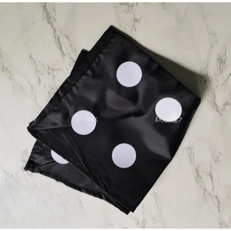 Classic Magic Tricks The Polka-Dot Silk (45*45cm) Silk Magia Stage Magic